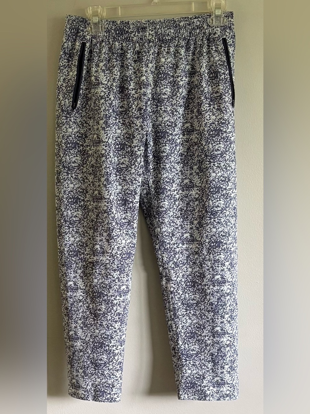 Outdoor Voices Rec Trek Joggers Size Medium Navy print